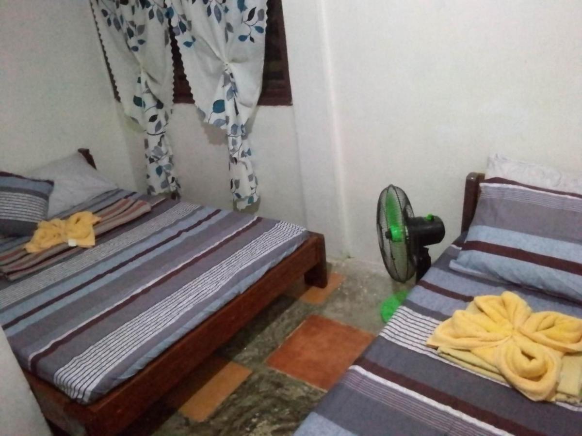 Shalom Camp Hotel El Nido Exterior foto