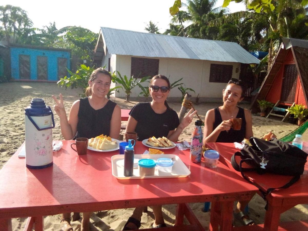 Shalom Camp Hotel El Nido Exterior foto