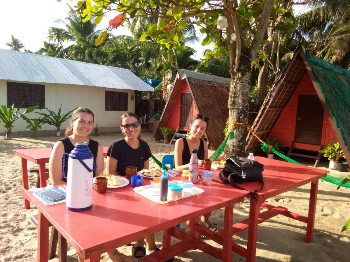 Shalom Camp Hotel El Nido Exterior foto